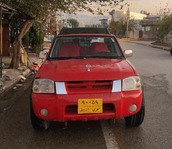 جوری سه یاره/نیسان 2000     ***********
ره قه م /هه ولیر                      ***********
گیر/ئوتو ماتیک 
ئیشه کات به/ غاز و به نزین      نرخ 65 ورقه و مه جال
پستون /6به شه رتی ئه وه ی به قه د سه نیه ک صه رفه کات به غاز
بویاخ / کامل 
لیدراو / نیه تی 
به شه رتی ئه وه ی به قه د سه نیه ک صه رفه کات به غاز حلبجة
