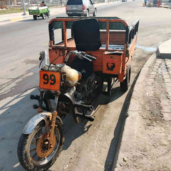 البيع ضايعه وراقه سعر 550وبيه مجال سكن بصره حيانيه ستفسار ***********بي واتساب اكسن لطش شاصي مابي الحيم ولا خياس عوزه شويه ترتيب
