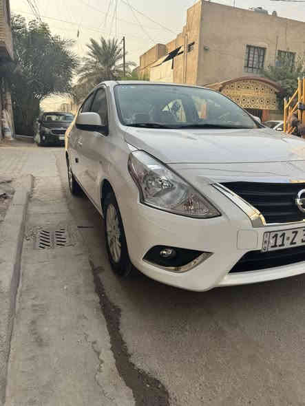 سلام عليكم عندي سني هندي للبيع موديل ٢٤ أربع جام كهرباء ام بليته الزركه سياره رقم بغداد باسمي سياره كفاله عامه ماشيه ٨٠٠٠  وضع الشركه رقم ***********
