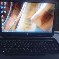 Intel Celeron N2840 • 2GB رام • ويندوز 7