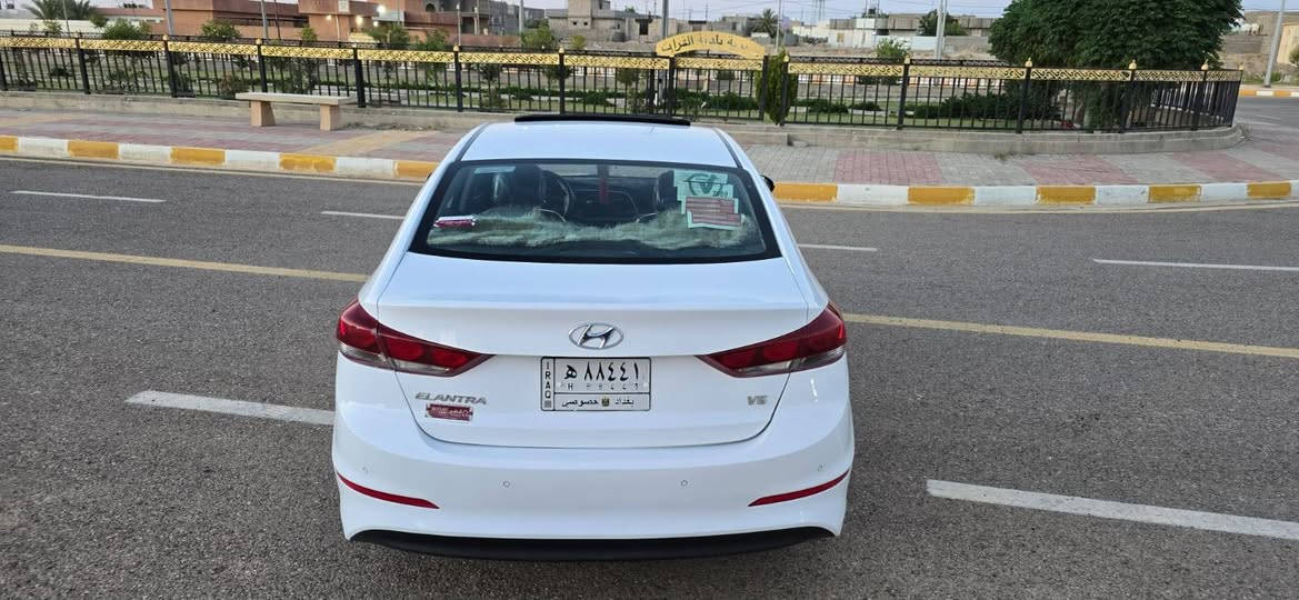 سلام عليكم للبيع انتره سوبر موديل 2018 رقم بغداد تحويل مباشر ماشيه 220 تفاصيل سياره بل سونار تخم تاير جديد صدر جديد محرك كير كفاله سياره جديده مال جناي بعد أحلى من صور مكان السياره الانبار هيت السعر 142 وبيه مجال لشراي  ***********
