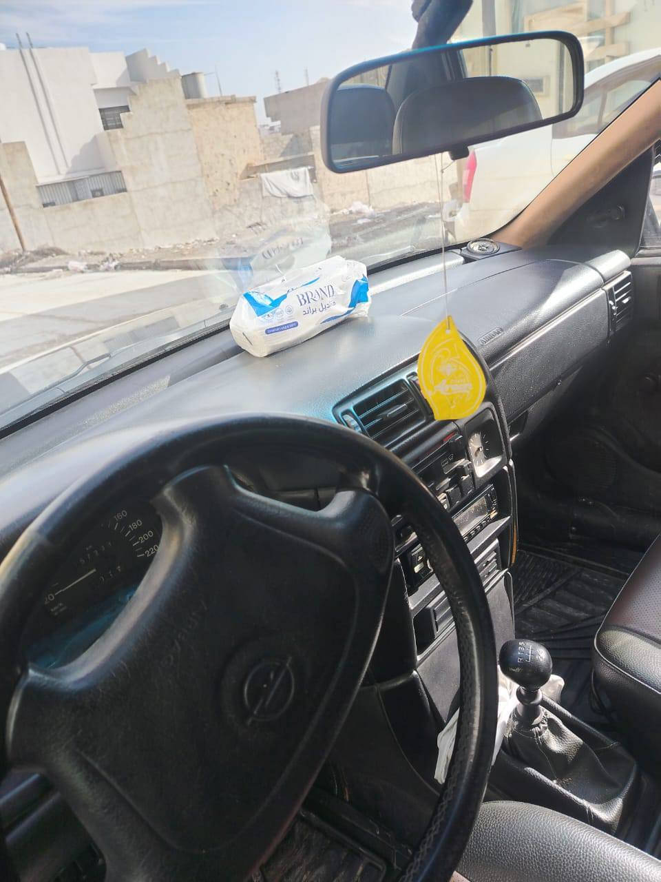 فكترة موديل 93 محرك وكير شرط  لاصرف ولا نفخ والسيارة مصبوغة عام جمالية حجم المحرك 16سعرها 48 $ وبيها مجال رقم مسطرة نينوى


**إذا كنت صاحب هذا الإعلان وتريد حذفه لأي سبب، رجاءا أرسل رسالة إلى الدعم الفني**