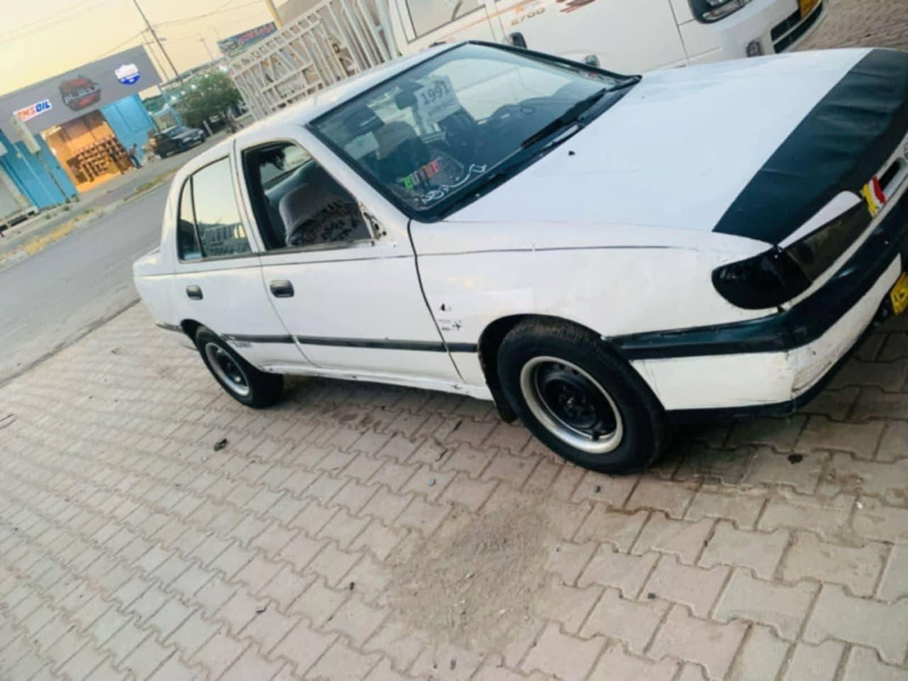 السلام عليكم سياره نيسان صني موديل 1994 كير شرط محرك فول صدر جديد تايرات اربعه قبل عشر تيام شديتن كهربائية كامله رقم كركوك شرط التحويل السعر 20وبيه مجال الاستفسار *********** مكاني جنوب الموصل ناحية الشورة
