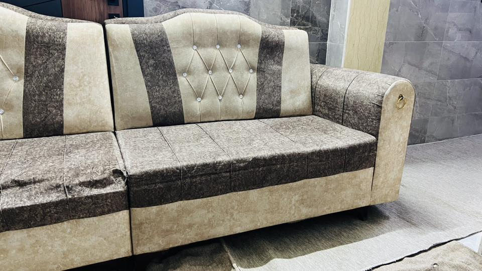 طخم للبيع السعر 300
طبلات للبيع السعر 100 
التواصل : ***********
