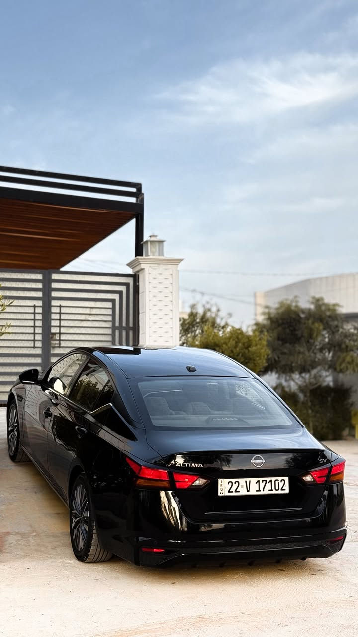 التيما  2023  SV
ماشية  35  الف
مرقمة اربيل هزة وسنوية جديدة 2031
جداً نظيفة السيارة وبدون نقص

• رادار امامي( تثبيت مسار مع مانع تصادم )
• رادار جانبي ( نقطة عمياء )
•رادار خلفي
• تشغيل عن بعد 
•كشن كهرباء
• بصمة مع بصمة ابواب 
• شاشة أبل كار بلي واندرويد اوتو 
• حساسات خلفية وقوف ذاتي
• كاميرا دوارة
• ويل كب

السيارة حادثهه بابين مبدلات بلاد بدون صبغ
 بجم وخلف كبس 

مكان السيارة ديالى / خانقين 
السعر  ١٦٢ وبي مجال 
***********
