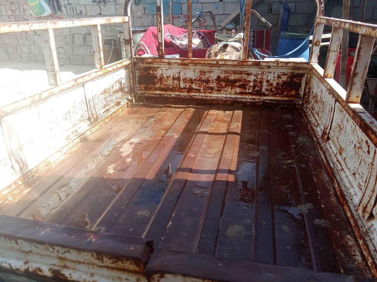 ستوته للبيع مكان كربلاء موديل 2008 رقم موبايل***********
