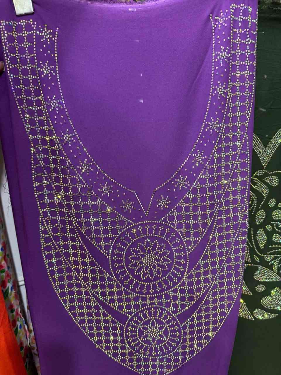 تخفيض جميع الاسعار بمناسبة شهر رمضان المبارك 🌺
كشمير كابوي مطاط الاصلي
مطرز صدر وردن شذر ستراس الاصلي 
القطعه مترين ونص جميع الفصالات يرهم 
السعر فقط 10.000 
 توصيل جميع المحافضات 5.000


**إذا كنت صاحب هذا الإعلان وتريد حذفه لأي سبب، رجاءا أرسل رسالة إلى الدعم الفني**