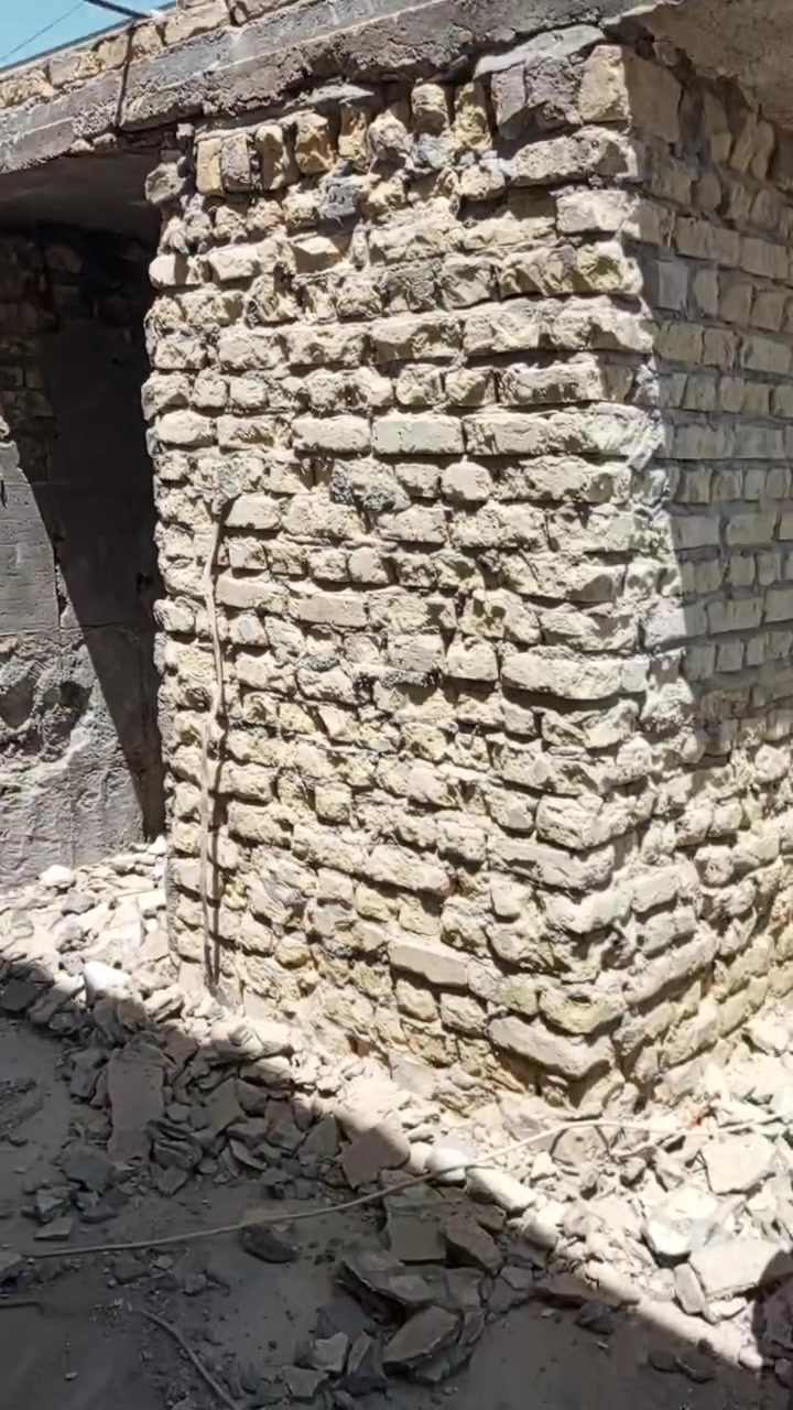 جزء من اعمالنه اليوم تكشير مستعدون الكافة الاعمال تفليش تكشير البيوت تدخيل وفرش سبيس وحدل وقلع ارضيات من الكاشي تزفيت الارباطات صب باتلو لنتن الاتصال على الرقم ***********
