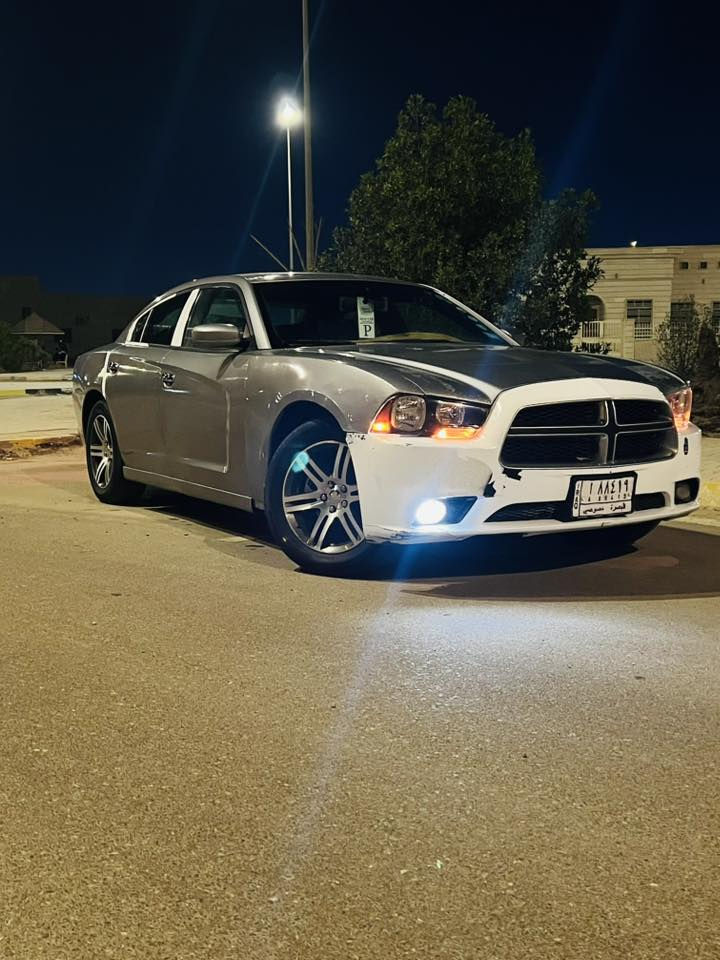 سلام وعليكم جارجر البيع مديل 13 وارد امريكي حدثها جاملق وبنيد السياره بيها حزام بدون تكم وقماره مكفوله كير محرك اكسل السعر 131 بيها مجال ***********
