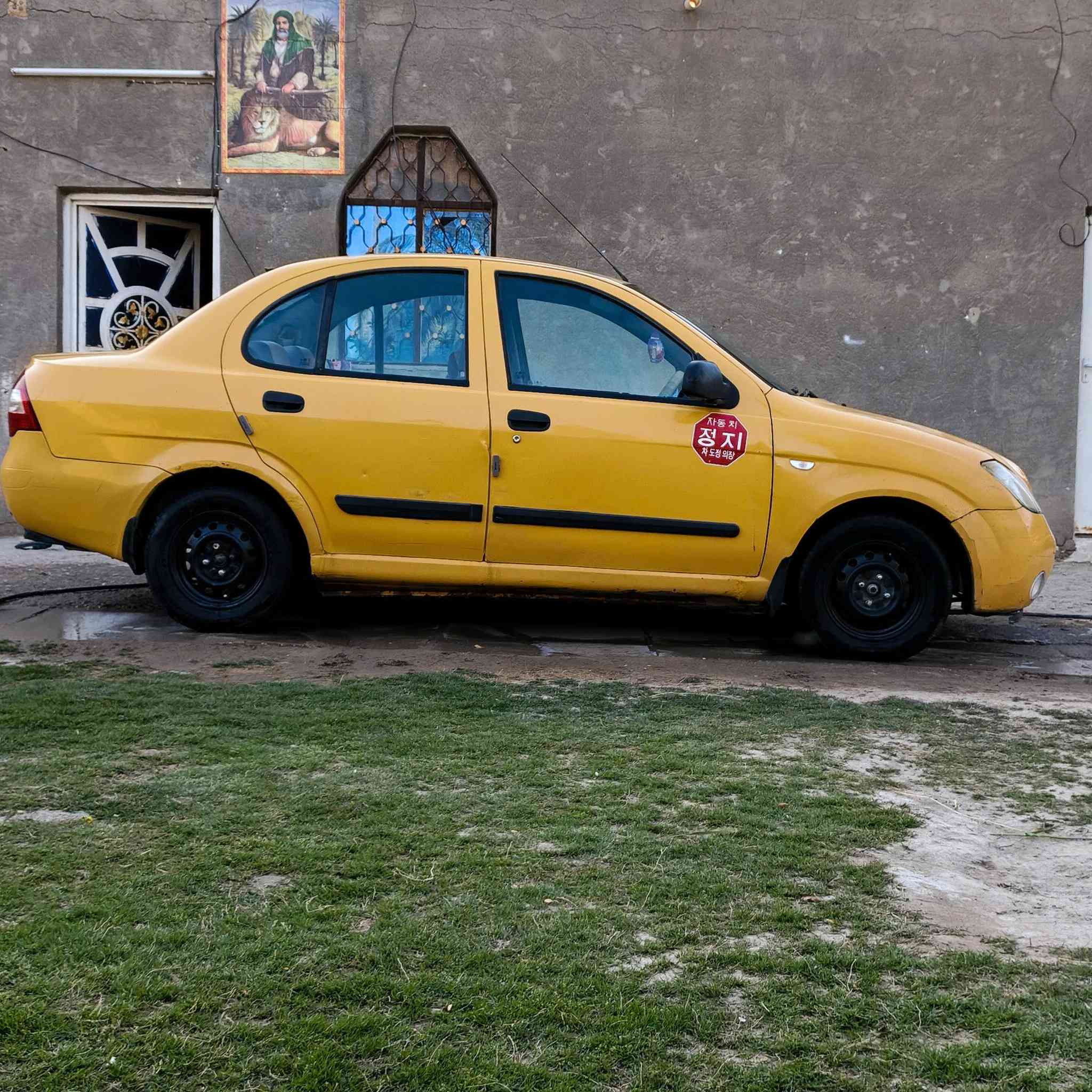 السلام عليكم سياره طيبه مديل ٢٠١٦ سياره جديده مكفوله من الضربه والتبديل ماعده هاي الموضحه بل صوره شبر  سنويه ٢٠٢٨حداديه زينه كهربىيات كلهه شغاله مكينه كير جدد ترايك وين ماعجبك تبريد عوزه ترتيب كبريسر شغال ***********
