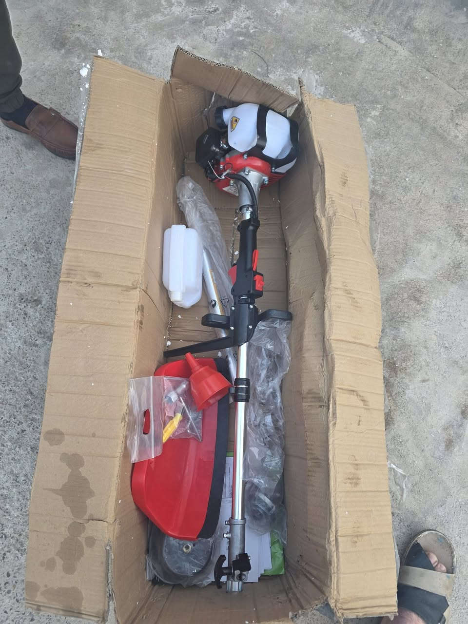 حاشوشه بنزين. نكرة سلف جديد لوك
٦٠ الف


**إذا كنت صاحب هذا الإعلان وتريد حذفه لأي سبب، رجاءا أرسل رسالة إلى الدعم الفني**