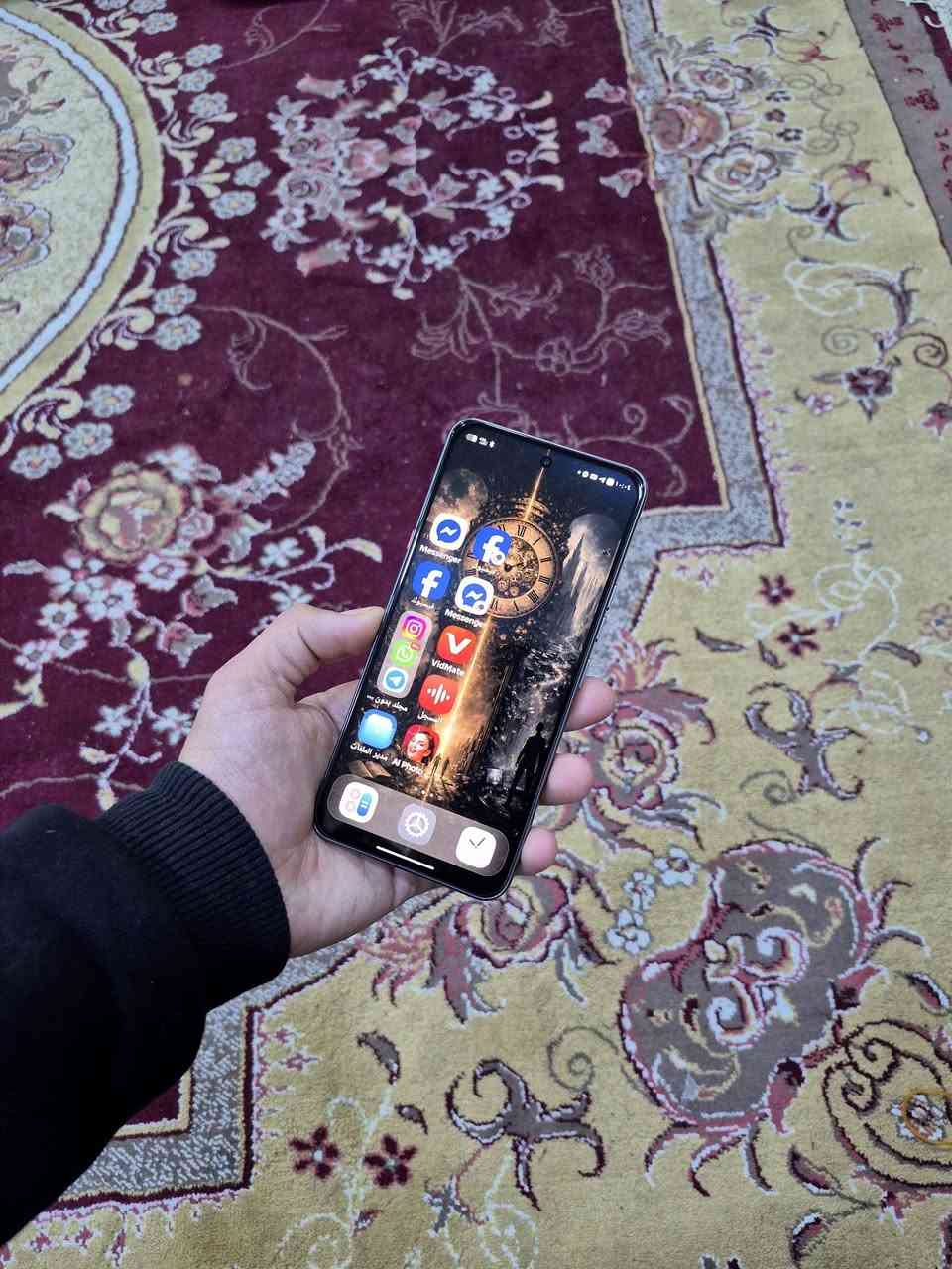 تكنو كامون 40 بريمر 5g 
شاشة امولد 144Hz .
بدون ملحقات. 
معالج دايمن سيتي 8350 ألترا. 
يدعم 120 فريم بالببجي .
ذاكرة 256 رام 12 . 
مكفول من كلشي على الفحص . 
للبيع السعر 390 وبي مجال قليل مكاني نجف. وهذا رقمي *********** . النجف, العراق
