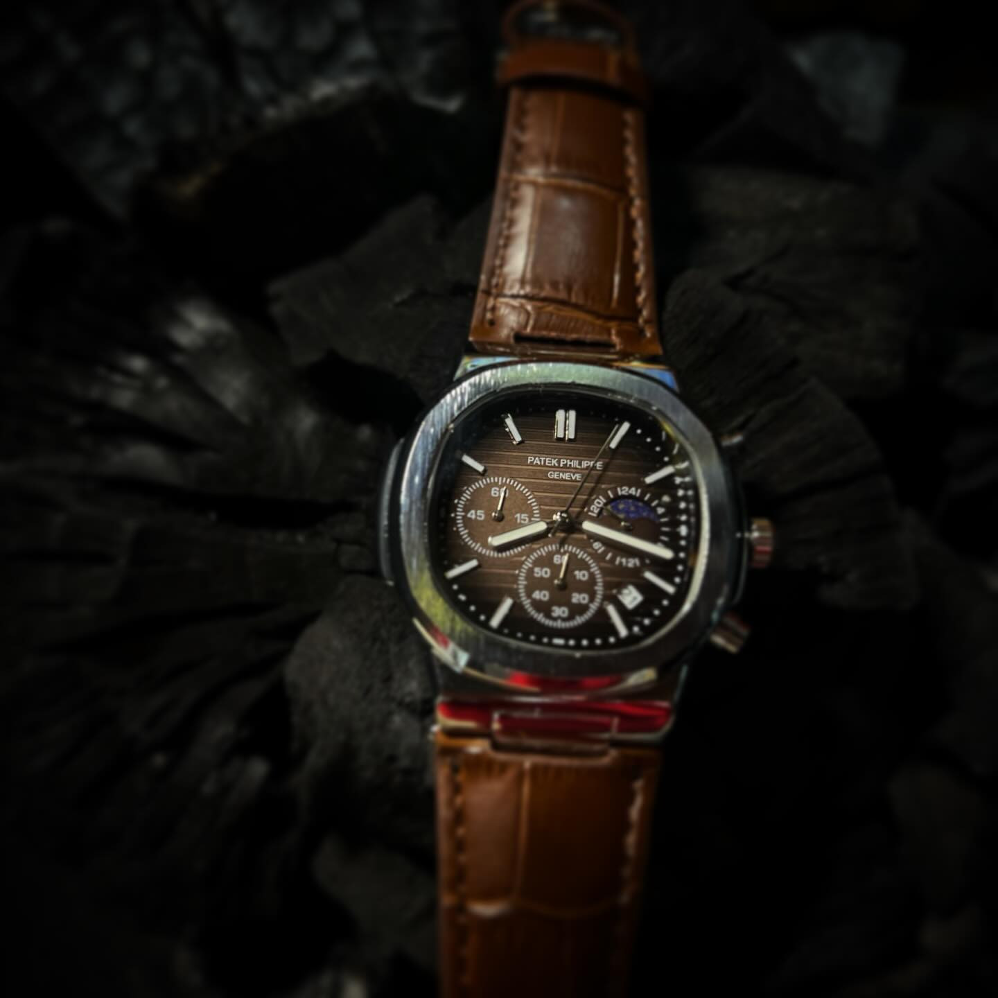 دكّة_الساعچـي⌚️

الفخامة لا تُشترى كل يوم…
لكن عندما تختارها اختار الأفضل.

Patek Philippe Nautilus✨
ساعة النخبة.

متوفرة الآن لدى دكّة الساعچي⌚️ 
للحجز والاستفسار دايركت او على الواتساب📲
يتوفر توصيل لجميع المحافظات 🚚

#اكسبلور #العراق #lifestyle #life #likes


**إذا كنت صاحب هذا الإعلان وتريد حذفه لأي سبب، رجاءا أرسل رسالة إلى الدعم الفني**