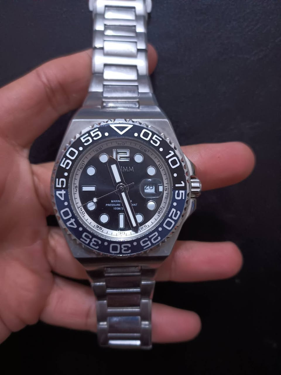 السلام عليكم 
ساعة OTUMM بالة
بطارية 
نافذ شهري 
لامينوس 
رنگ دوار 
القطر 42
معدن ستيل 
السعر 65
موجود توصيل


**إذا كنت صاحب هذا الإعلان وتريد حذفه لأي سبب، رجاءا أرسل رسالة إلى الدعم الفني**