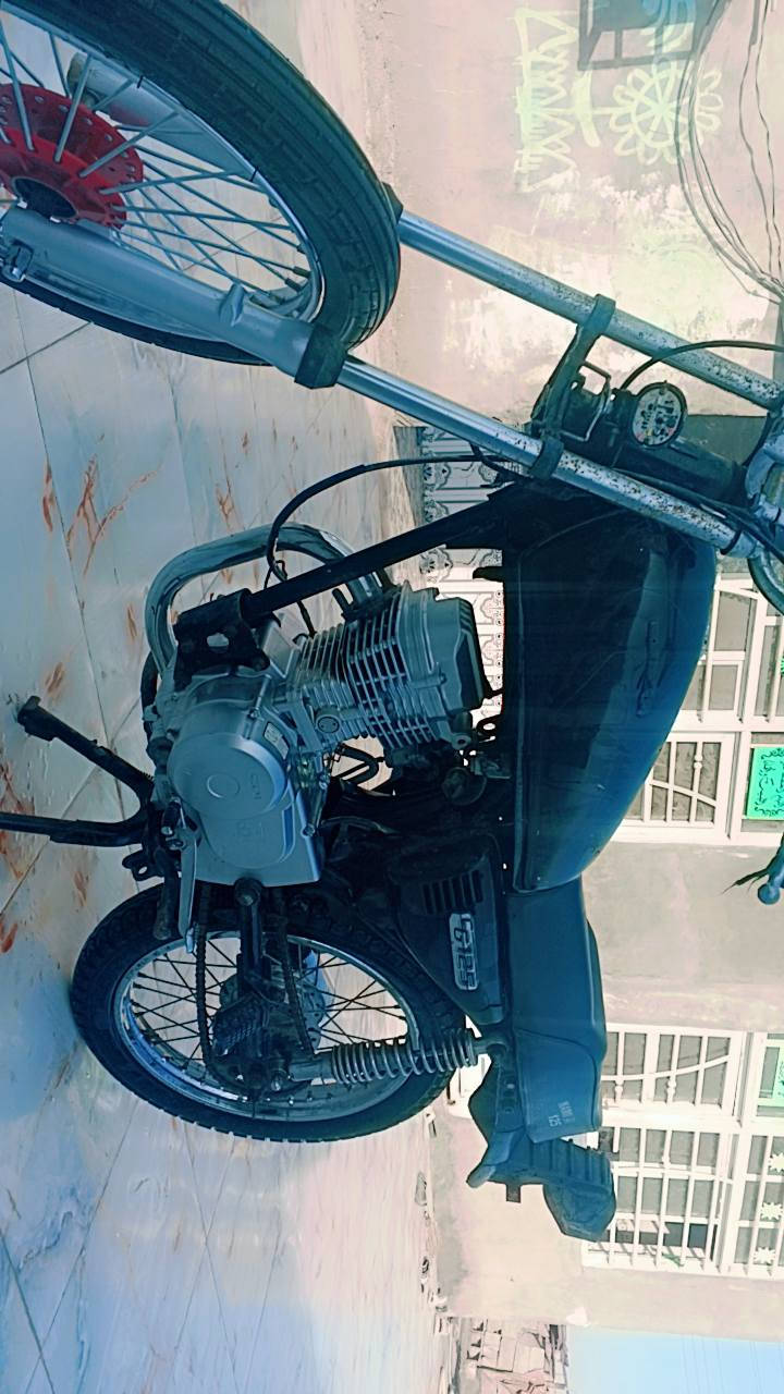 السلام عليكم دراجه للبيع نامه شلامجه بدون 
المكان العماره المشرح 
سعر 650 
***********
