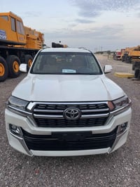 لاندكروزر • ديزل • ٢٠١٣