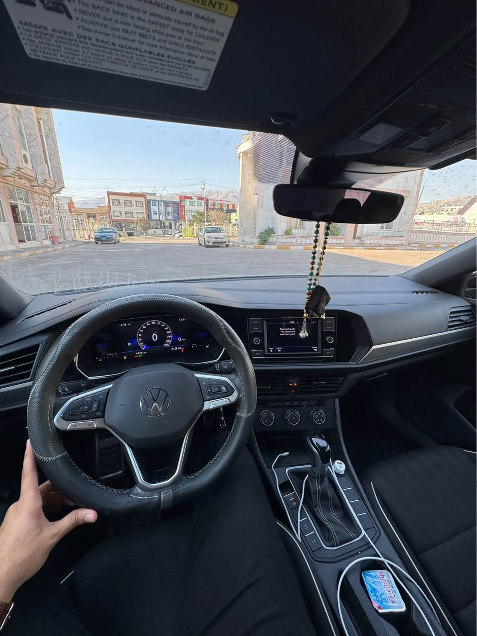 Volkswagen Jeeta sport 2023 فولكسواغن جيتا

بجم و خلفي كبس 👌
رقم شاصي بالصور

جملغ خلفي صبغ و باب مبدل بلادي نفس الون
مكانين شوي تعديل بارد و ارباك بردة طاك
٢٩ الف ميل ماشية

مرقم جاهز باسمنا تحويل ثاني يوم
جاهزة بدون مصرف 💯
كل شي بلادي شركة 💯

سعر بلاش 🔥 129 ورقة و مجال بسيط  
مكان عقرة "ئاكرئ"
واتس اب و كورك ***********
*********** اكر, نينوى
