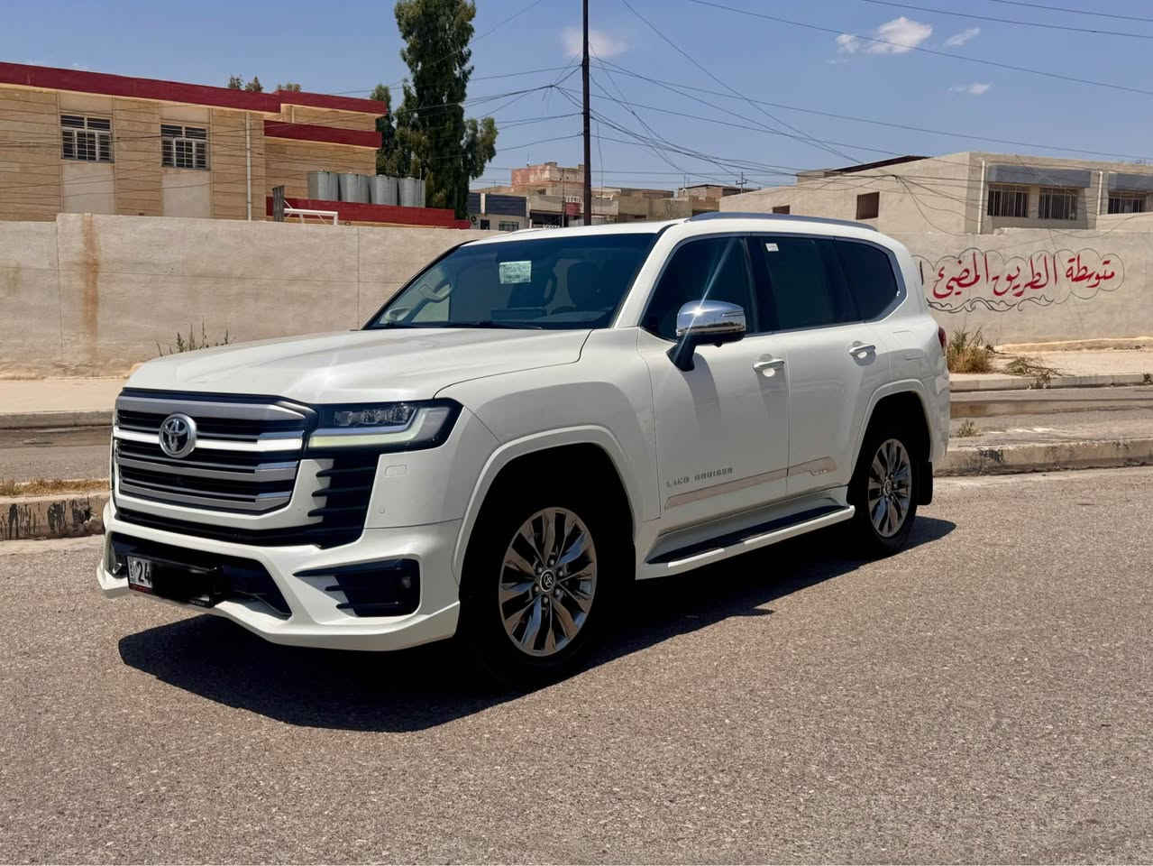 سلام عليكم لاندكروزر vx لمتد 2024 فول مواصفات مكفوله كفاله عامه شركه جيهان ماشيه 37 الف مكان السياره الموصل 
*********** واتساب 

‭787 098 3826‬ موصل, نينوى
