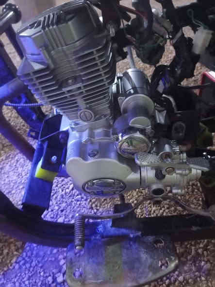 ستوته لبيع مديل 19اوراق ستنساخ مكينه 25اكسن جديد تيايرات ابو الخطه كهرابائيات كله جديده ستوته ماعايزه برغي السعر 1250وبيه مجال للتصال عله رقم ***********مكان كوفه ام عباسيات مقابيل معمل الببسي
