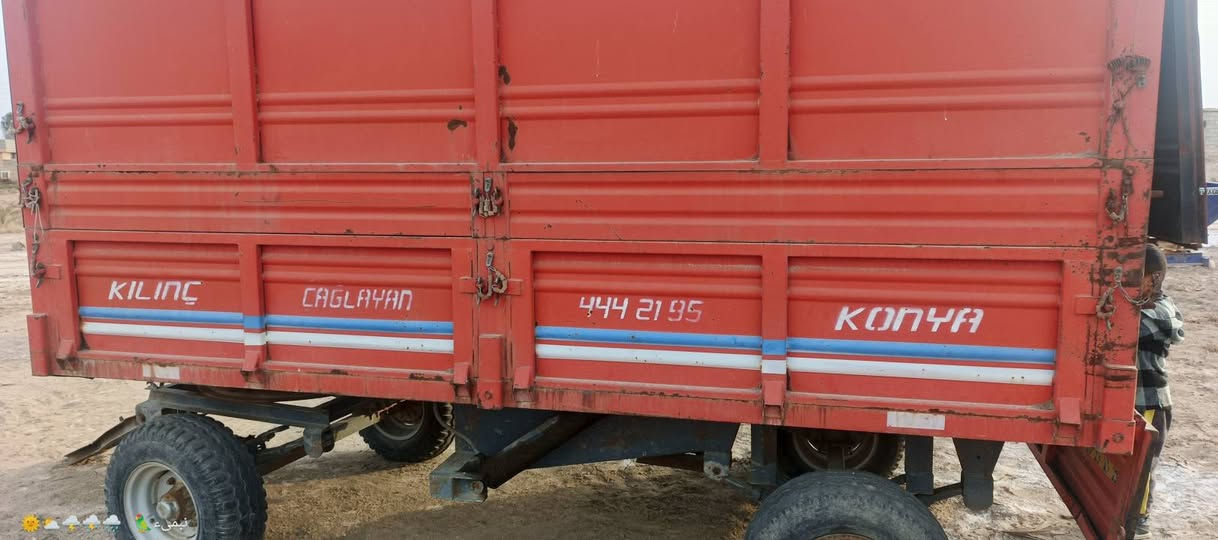 گاروضه تبن للبيع هيه و عربانه موديل 2017 السعر 75 وبي مجال منطقه السجر اتصال على هاذه الرقم وبي واتساب ***********
