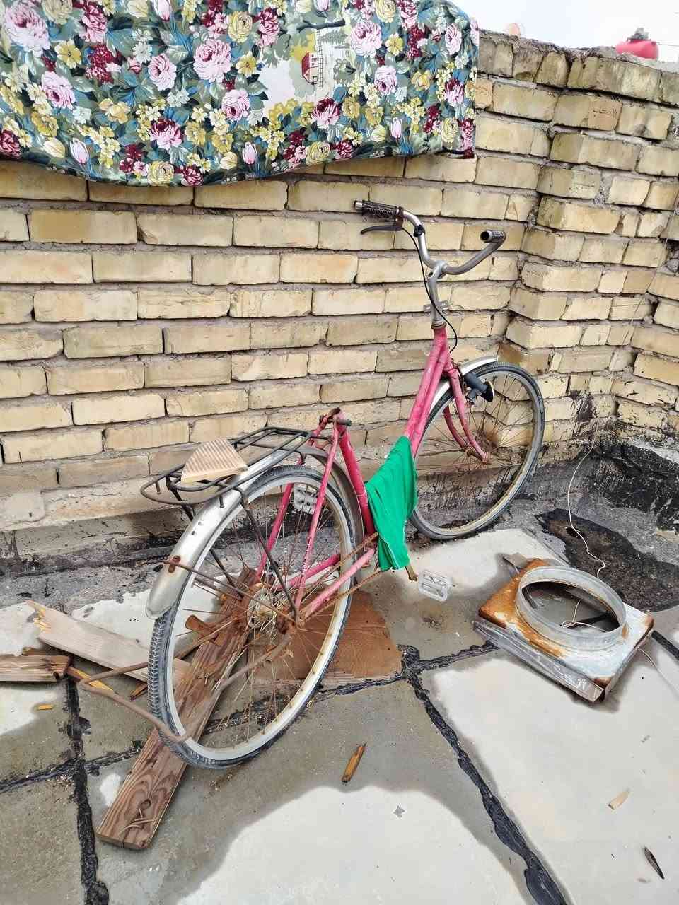 سلام عليكم مجموعه بايسكلات للبيع
العنوان حريه قرب محكمه العدل وهذا الرقم ***********      قيم وطي سعرك بما يرضي الله
