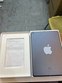 آيباد ٩ • ٦٤ • نضيف ١٠٠٪