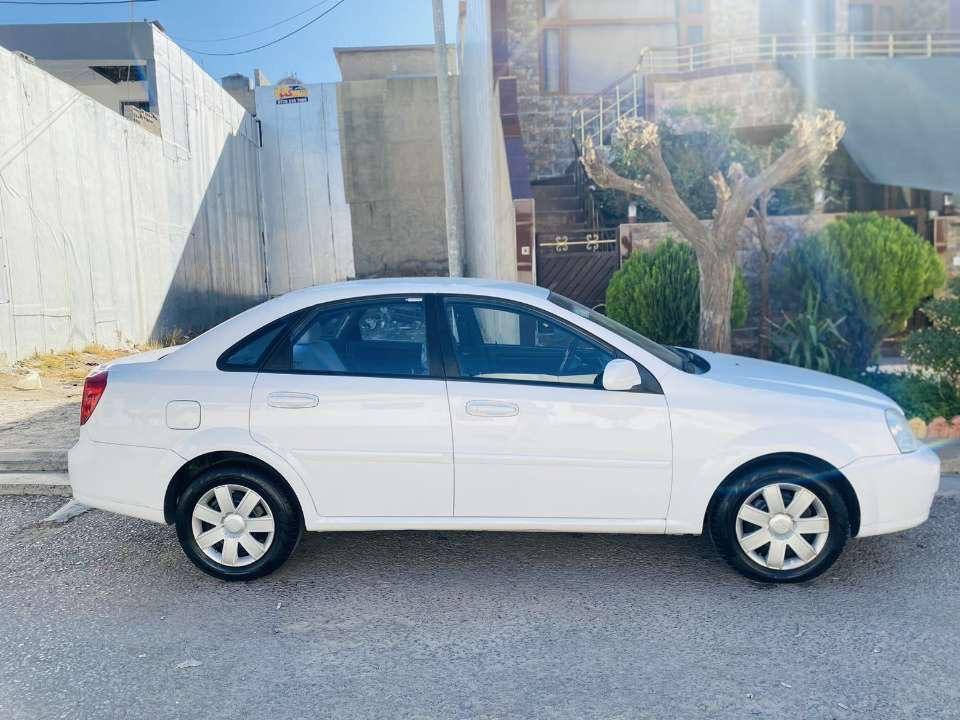 شۆفێت ئۆپترا 2013 گێڕ ئۆتۆماتیک 
سەیارەکە زۆر بێکێشە و بێ مەسرەفە
٤ تایەی لۆکی لەسەر دانراوە
سەنەوی بەناوی خۆمەوەیە و تا ٢٠٢٨ تازەیە
ڕەقەمی نوێ کراوەتەوە 
155 هەزاری هەقیقی ڕۆشتووە

نرخ : خاڵێک دابنێ لە کۆمێنت بە تایبەت دێت 📥 

١ پارچەو نیوی بۆیاخە
هەموو گیانی بە شەرت 

بۆ زانیاری زیاتر ژمارەی مۆبایل 

***********
