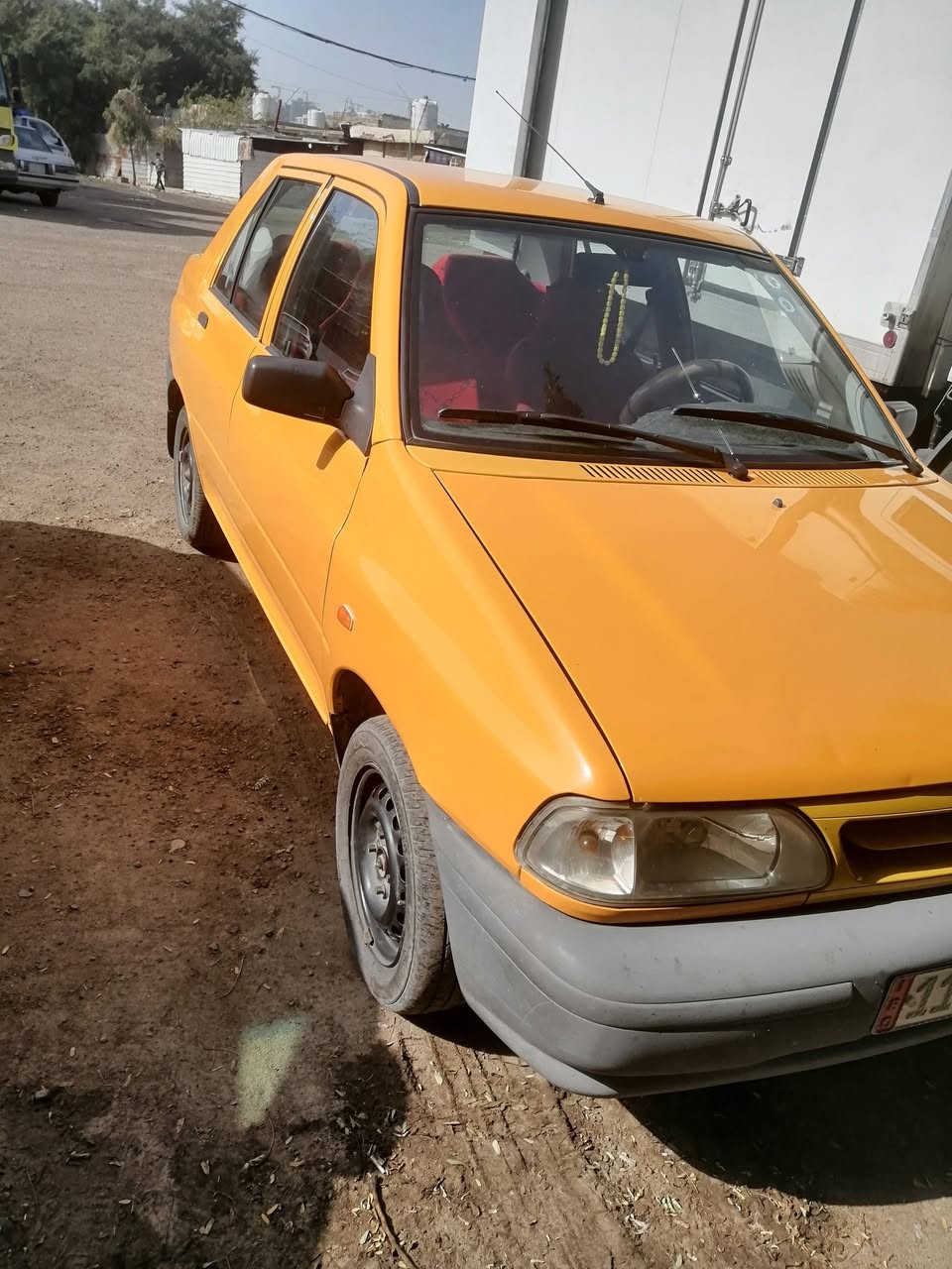 السلام عليكم سايبه موديل ٢٣ للبيع بيهه جاملغ وشبر بالباب تخم تاير جديد وتبريد شغال حداديه جديده السعر 62 وبيهه مجال بسيط رقم الهاتف *********** ***********
