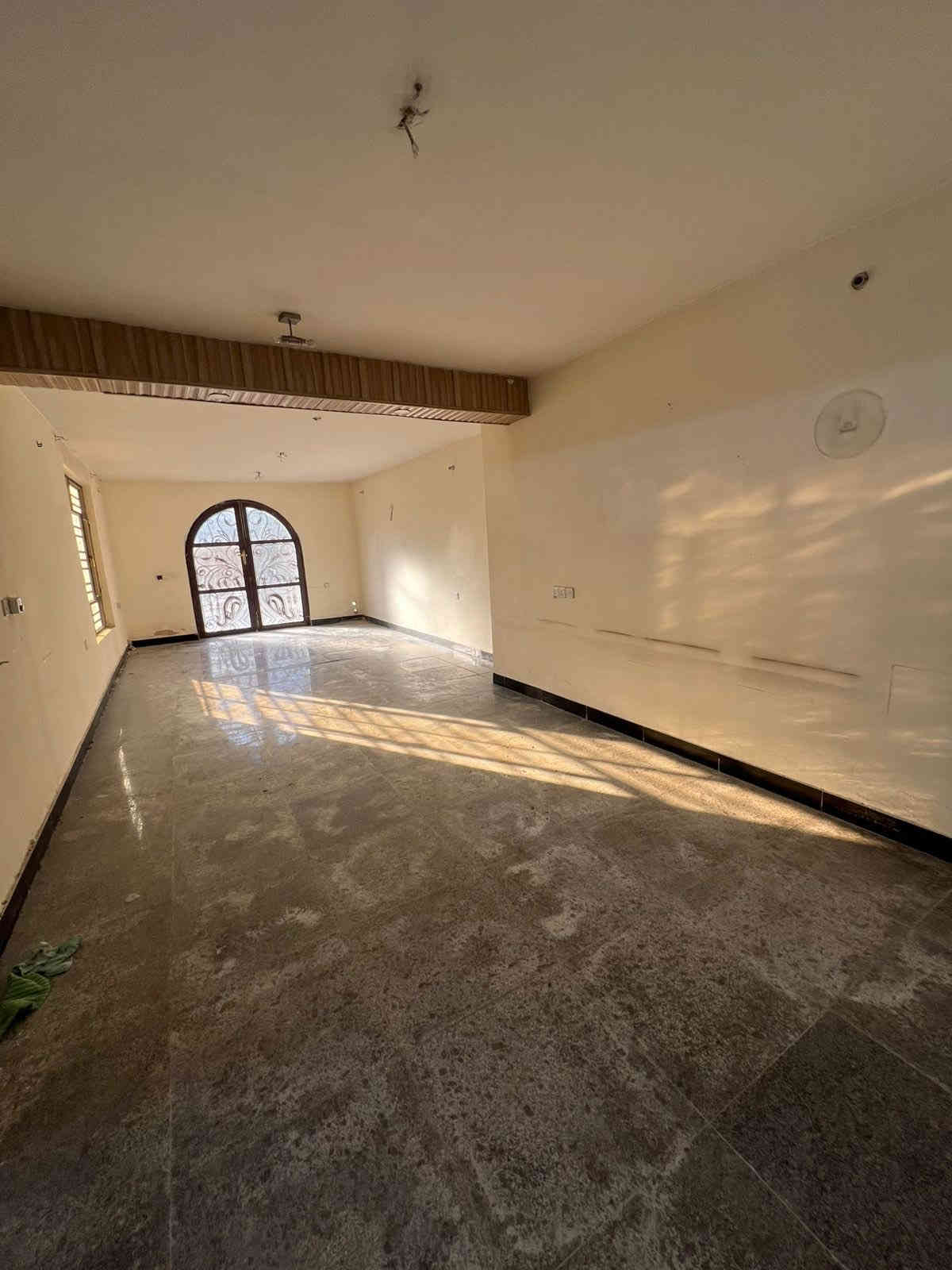 #للأيـــجار_في_الســـيدية 
بيت مساحة 200م على شارع 15م ثلاثة غرف نوم وصالة ومطبخ وخدمات وكراج وحديقة ايجار مليون قفل غير قابل للتفاوض

بأمكانك عرض عقارك عندنا
زبائننا الكرام نستقبل كافة عروضكم وطلباتكم

للاستفسار يرجى الاتصال على الرقم 
*********** 

او زيارة مكتب القيسي للعقار والأعمار
عنوان المكتب
#السيديه_شارع_المركز_مقابل_التفاح_الاخضر
