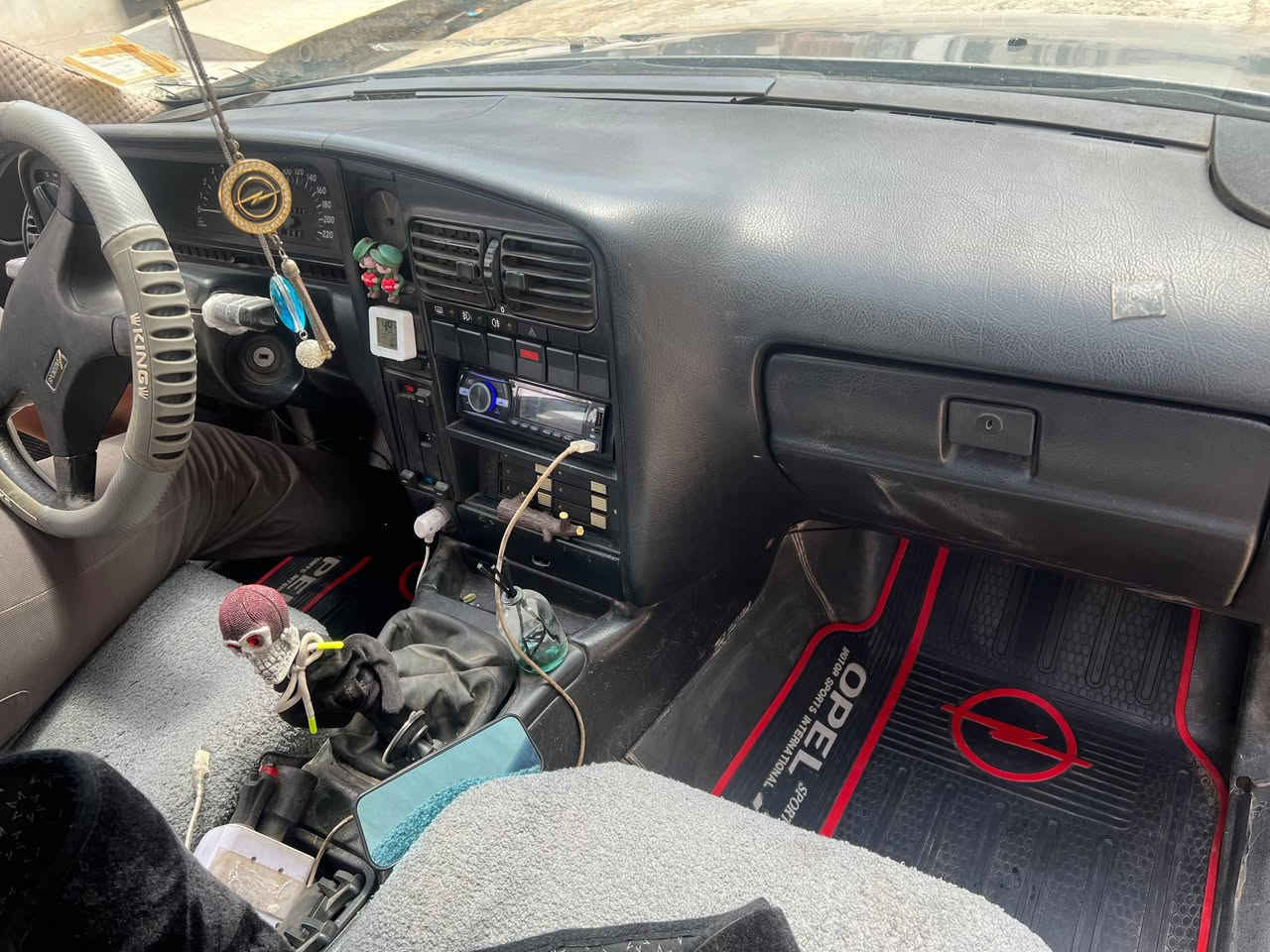 للبيع اوبل اومكه موديل 92 بيه بخار بس المحرك صوته يخبل شرط التحويل سياره اهلال واحد مصلح واحد مامصلح كله جديد نوزلات كصه تخم واير ابلك بلكات جدد فيت بنب جديد تايرات جديد كيجات كله شغاله شرط اترايك لبصره السعر 38 وبيه مجال


**إذا كنت صاحب هذا الإعلان وتريد حذفه لأي سبب، رجاءا أرسل رسالة إلى الدعم الفني**