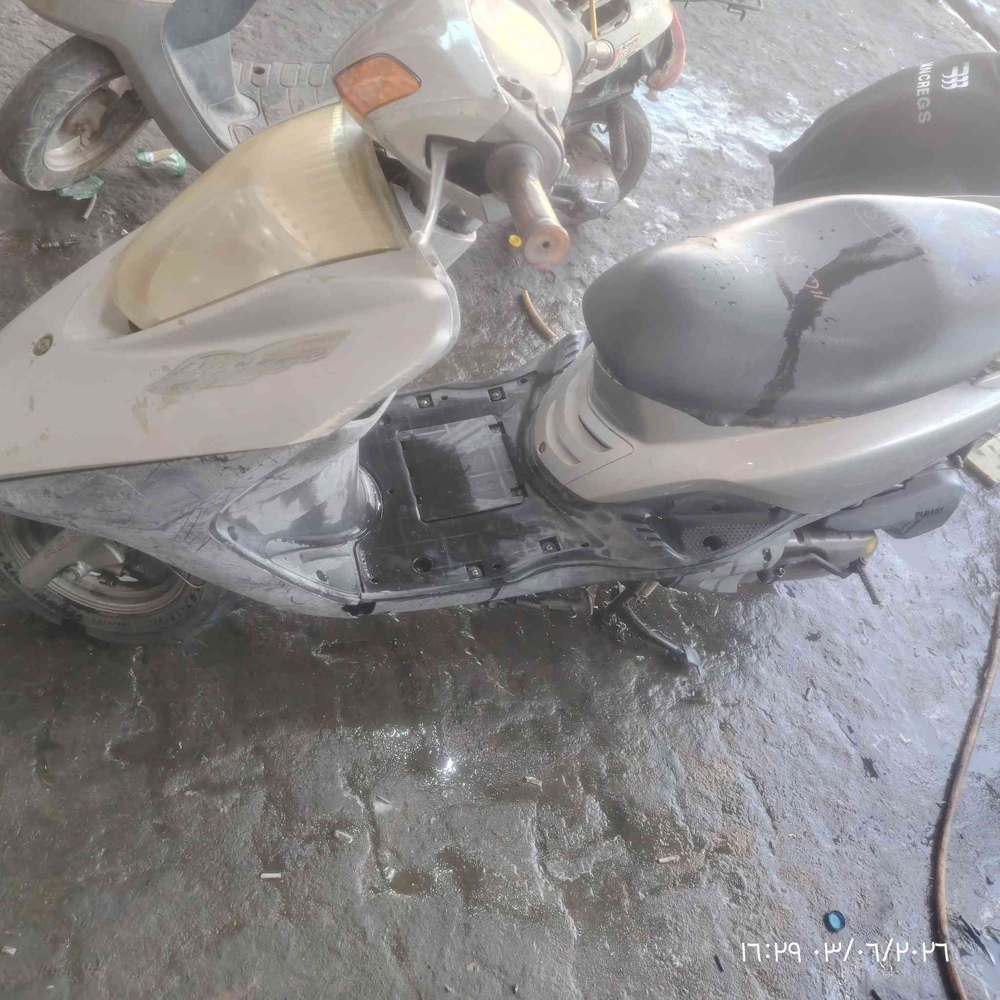 السلام عليكم بريز للبيع دراجه رمبه مكفوله من الفتح كفراته بيهن شوي شخوط سعره 750عنواني ميسان
***********
السلام عليكم بريز للبيع دراجه رمبه مكفوله من الفتح كفراته بيهن شوي شخوط سعره 750عنواني ميسان
