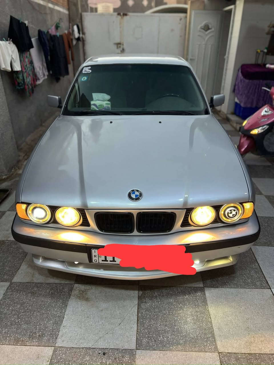 السلام عليكم بي ام للبيع بدي ٥٣٥ محرك وكير وتفرعاته ٥٢٥ مديل ٩١
رقم بغداد بسمي نكليزي سياره حلوه مال جناي 

الاتصال رقم التالي *********** 
سعرها ٦٥ 
مكان حله
