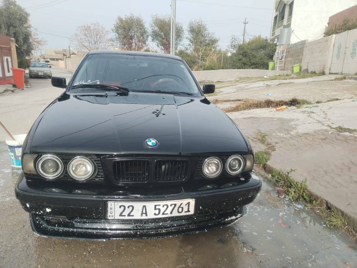 السلام عليكم اخوان بي ام حجم 525كلش نضيفه كير محرك شرط رقم جديد مكاني كركوك التون كوبري السعر 42وبي مجال شي قليل التواصل على هذا الرقم واتساب او اتصال***********
