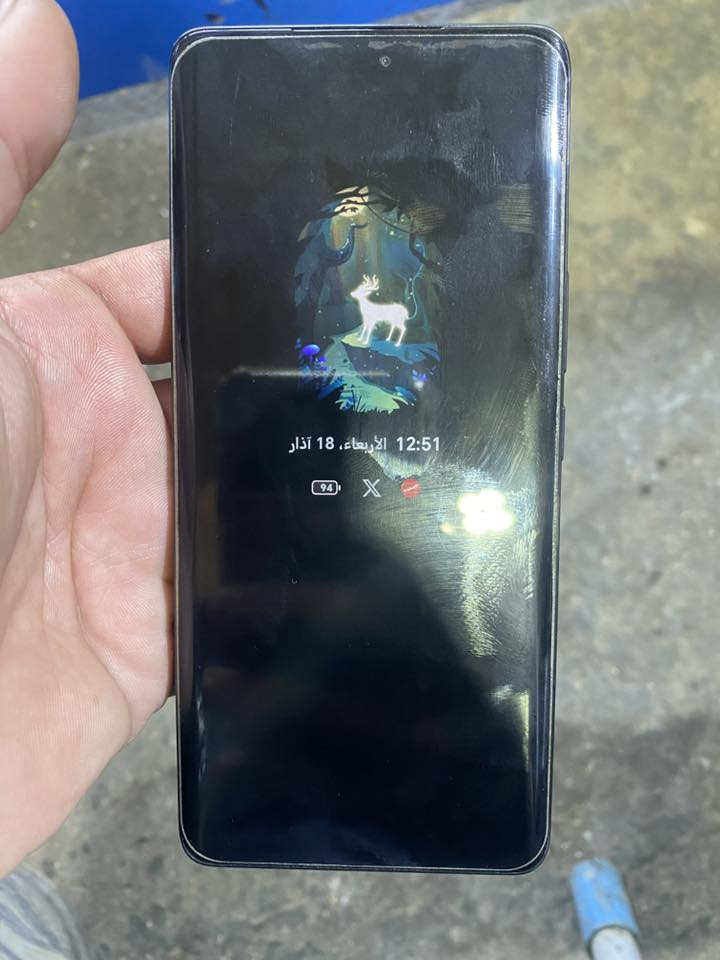 للبيع هونر X9Cاستخدام قليل الون اسود مع ملحقاتة السعر 250 واتساب***********
