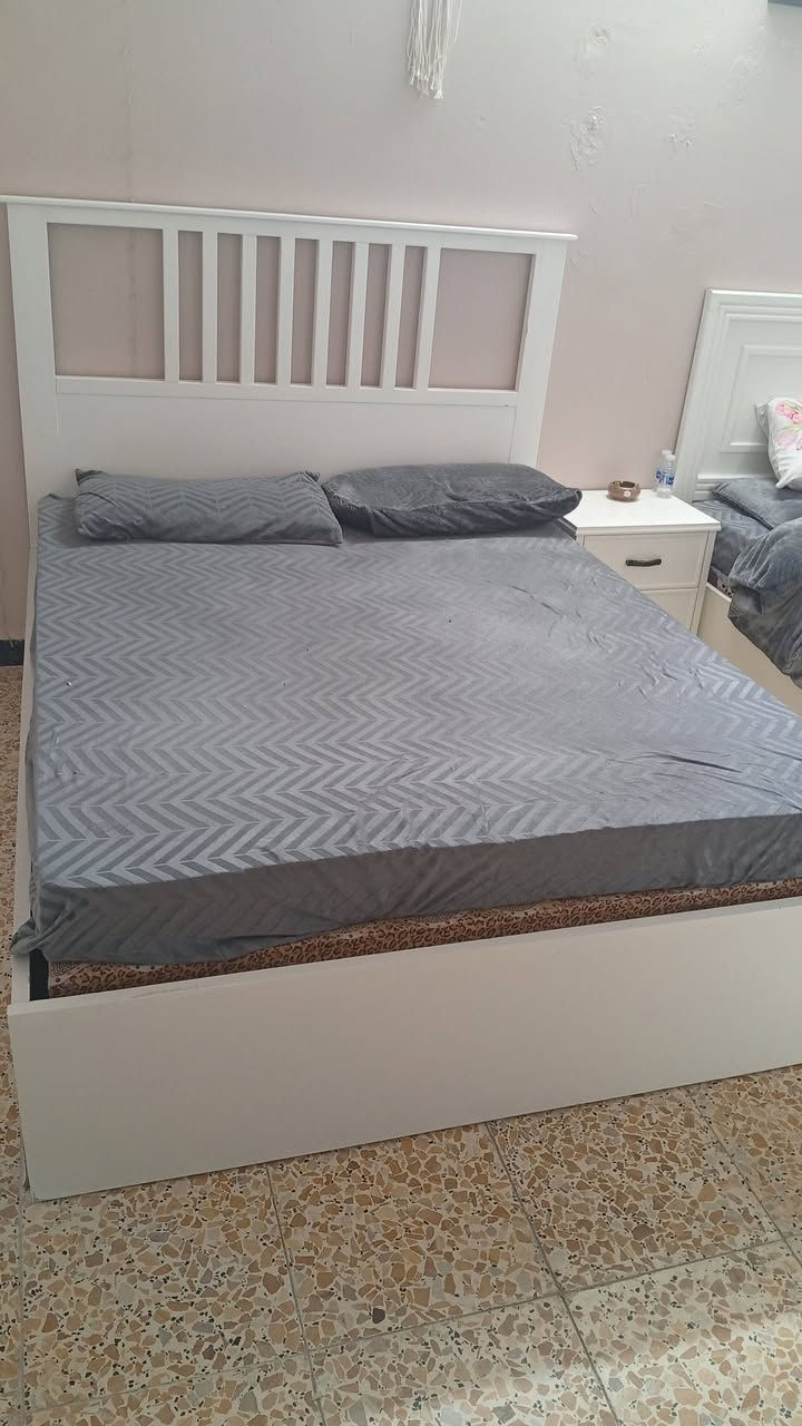 السلام عليك سرير نفرين اي ضرر مابيها 350وبيها مجال


**إذا كنت صاحب هذا الإعلان وتريد حذفه لأي سبب، رجاءا أرسل رسالة إلى الدعم الفني**