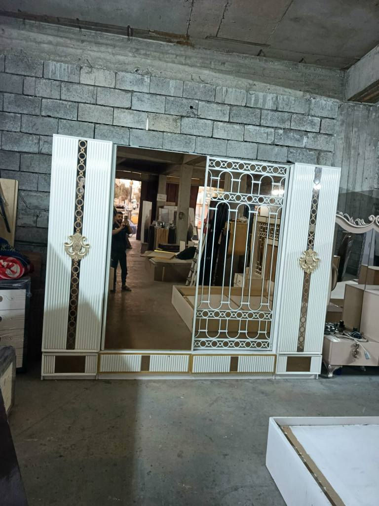 غرفه نوم تركي نظيفه لبيع سعر 450 شاراي يخابررقم *********** كركوك, العراق
