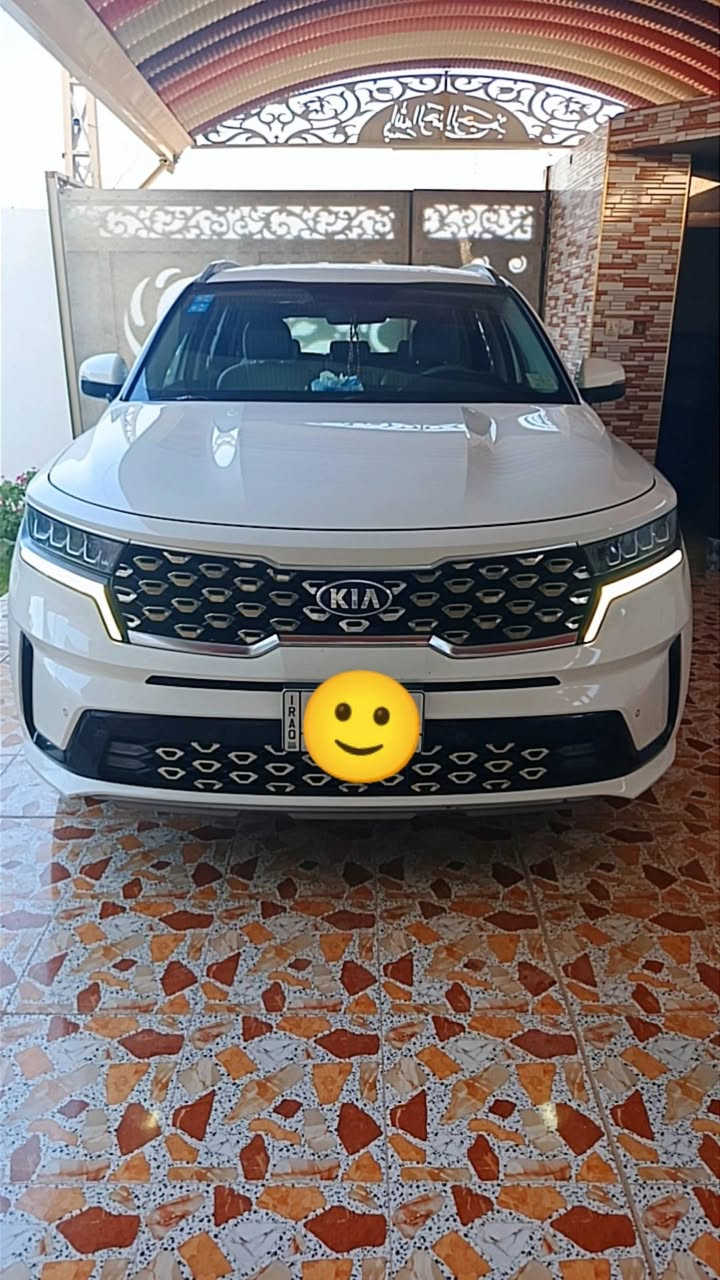 سلام عليكم سورنتو موديل 2021 وارد خليجي مكفوله كفاله عامه سونار موجود 
 للبيع بدون قطره صبغ  داخل السياره بل كامل جلد
 موصفات السياره 7راكب
 كامره خلفيه
 صندوق كهربائي
 تحكم على النحدرات
 مقاعد كهربائيه
 ستائر خلفيه
 تشغيل عن بعد
 فول مواصفات من عدى البنرامه 
ماشيه 70 الف حقيقي 
رقم بغداد خصوصي
رقم صاحب السياره ***********/*********** وبيهن واتساب السعر 27،000 دولار وبي مجال مكان الانبار الخالديه

