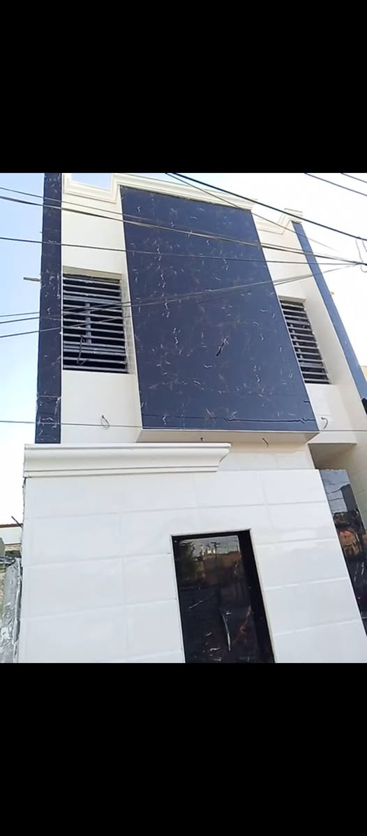 سلام عليكم خلفات سيراميك مرمر بورسلين متفرغين شغل درجه اوله نشتغل بليرضه الله ومنطلع من بيت اذا ما راضي علينه 
لتواصل ‏‪***********‬‏ واتساب موجود
