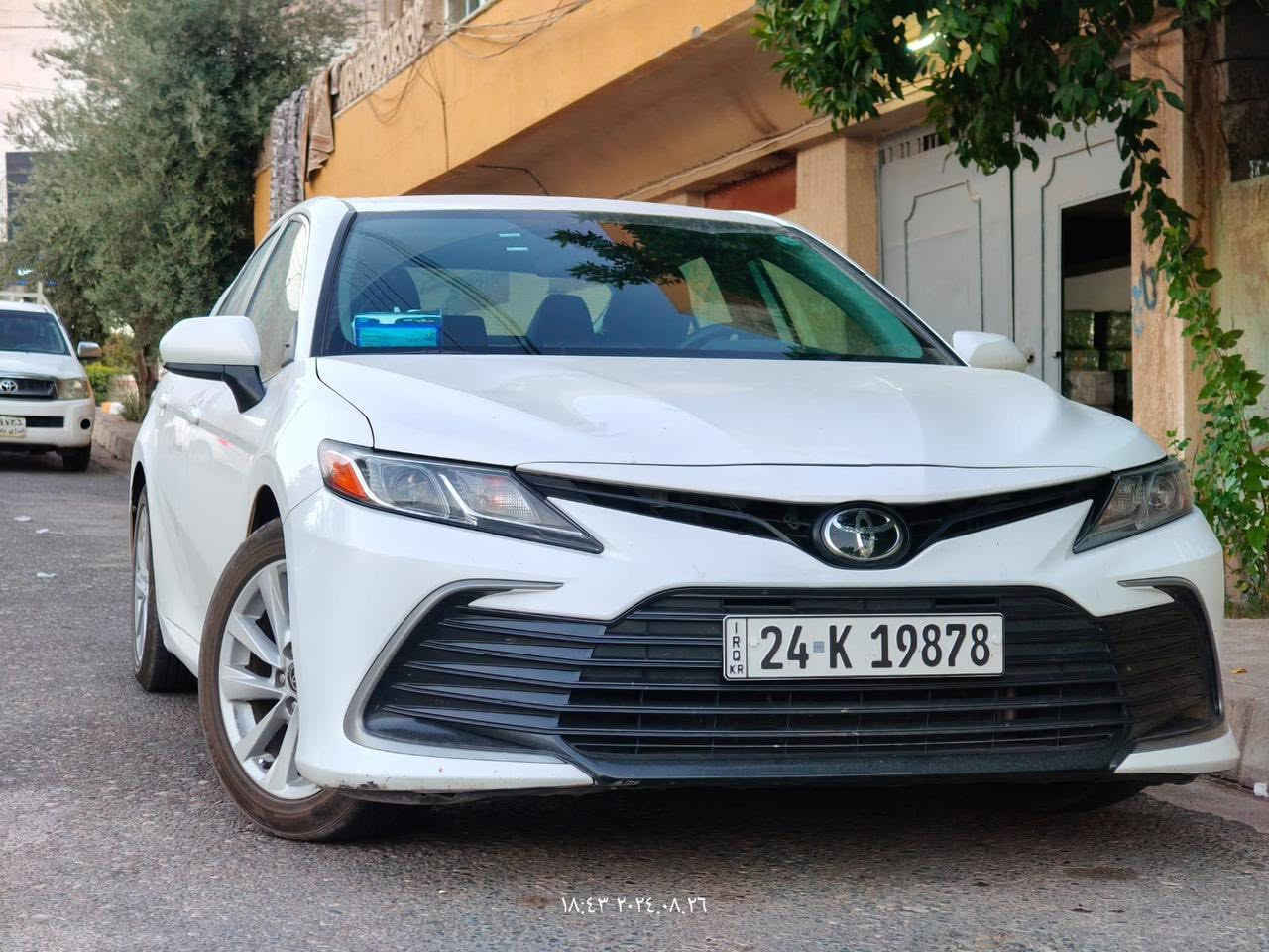 👑 تويوتا كامري 2022 LE - بحالة الوكالة (جديدة كلياً) 👑
لكل من يبحث عن النظافة والسيارة الاعتمادية، كامري بحالة شبه زيرو ومجهزة بالكامل:
 الموديل: 2022.
 الفئة: LE.
 اللون: أبيض (نظيف جداً مثل ما واضح بالصور).
 الممشى: 99 ميل فقط (جديدة كلياً).
 الرقم والسنوية: رقم دهوك (رقم وسنوية جديد، جاهزة للتحويل مباشرة).
✨ حالة السيارة:
السيارة بحالة الشركة، نظيفة جداً من الداخل والخارج، وما تحتاج أي مصاريف (جاهزة للاستخدام فوراً).
📍 مكان التواجد: دهوك
💰 السعر: [218$ أو: للاستفسار عن السعر يرجى المراسلة على الخاص]
📞 لرقم الهاتف والتواصل:***********
