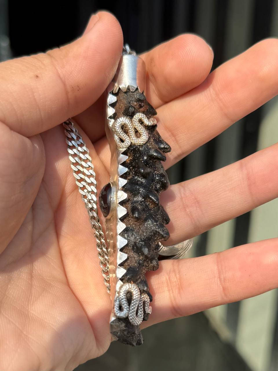 السلام علكيم / عرك سواحل قنفذي 
طاقات عاليه سواحل
يوجد توصيل لجميع المحافضات
***********
