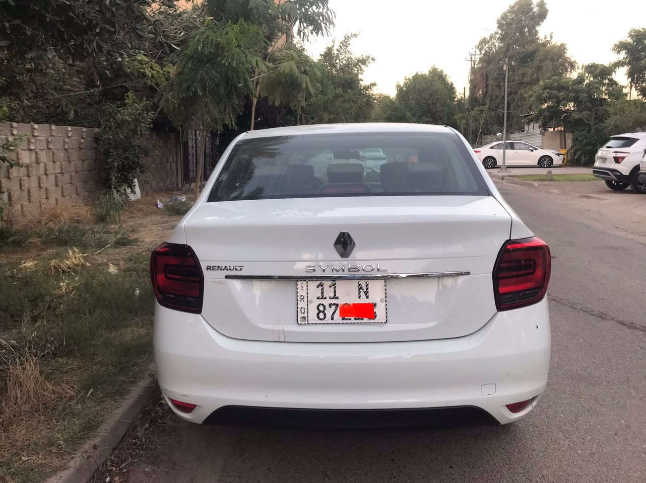 رينو   سمبل   2020   ماشية  51000   تبريد ثلج ❄️ 
 تخم تاير جديد  السيارة  بحالة  جيدة جداً  
تحويل ثاني  يوم  
السعر :-  77$  بيها  مجال بسيط جداً 

للاستفسار :-  ***********  ابو محمد 

مكان السيارة  بغداد / العامرية / شارع المنظمة
