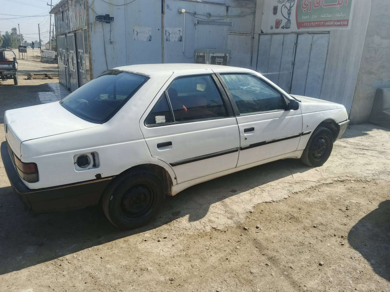 السلام عليكم بيجو ٢٠٠٨  رقم بغداد سياره عله وضع الشركه كلشي بيها بلادي مكينه وكير وضع الشركه سياره مكفوله من الضربه ما عده البنيد صدرها جديد اكسن جديد كلشي شغال السعر 25 قفل  *********** مكاني كوت المركز
