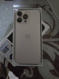 آيفون ١٦ برو ماكس • ٢٥٦ • باتري ١٠٠