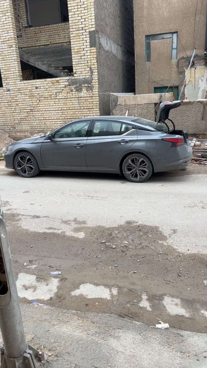 سيارة نيسان التيمة موديل 2023 SR ٥ بارجةي هية من باحيزام دفروشم، رقم و سنة وي نويا باناوي خومة، سعرها 137 أو مجال؟  تلفون *********** موصل, نينوى
