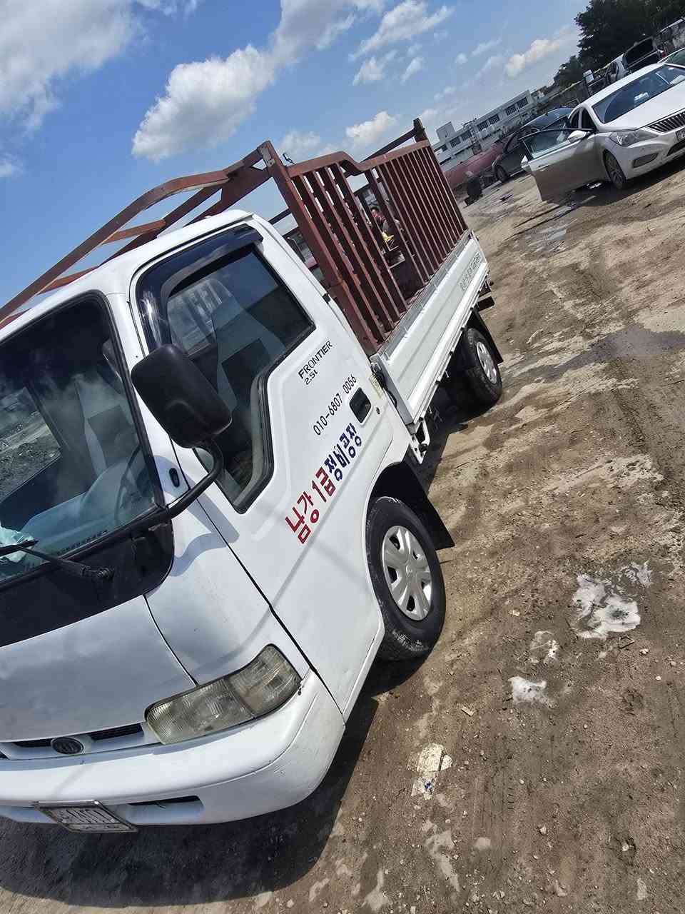 السلام عليكم فونتيرا للبيع حلوه السياره وجاهزه موديل 97 مكان السياره بابل رقم السياره بغداد تحويل ثاني يوم سياره كامله ما عاوزها نقص اي شيء إلاستفسار ***********
