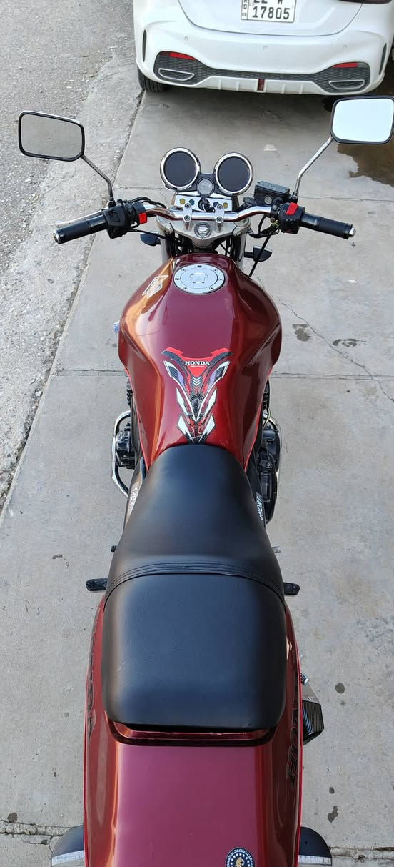 سڵاو cb 400 بۆفۆشتن هه مو گیانی بەشەرتی فیتەر گێرو مەکینەی بەشەرت سەوتو دوکەڵ بەشەرت  تایەو بەنسی لۆک ساڵان سای سپۆرت  ماشەڵا لە قوەتی بەدوای مەسروفا مەگەڕێ شوین هه ڵەبجەی تازە سعر 12 گەڵا مەجالی برایانە 
*********** دار بنديهكان, السليمانية
