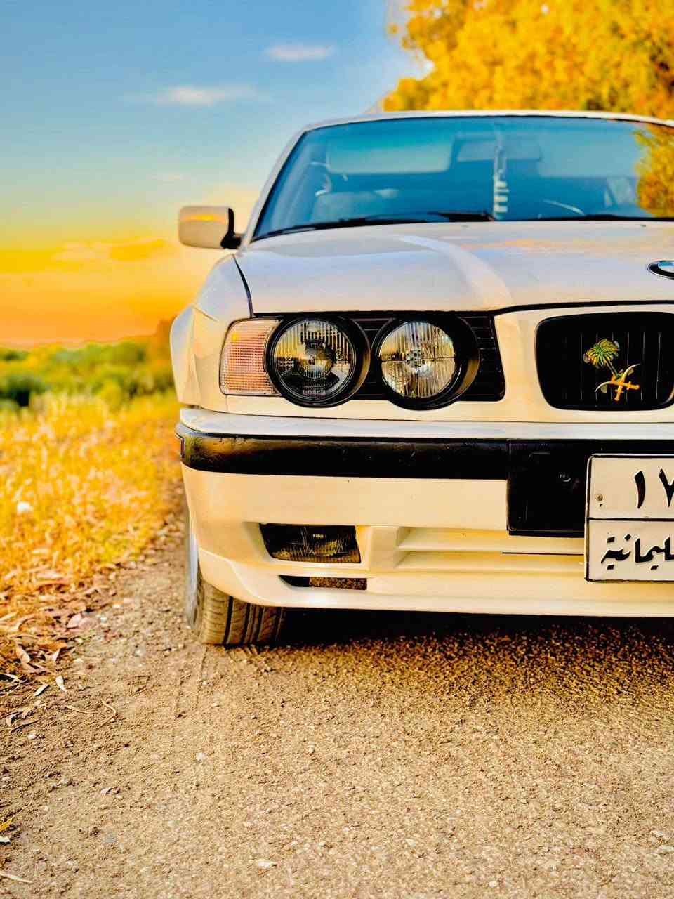 1993بیئیم 525قەپات مواسەفات گێرو مەکینە بەشەرت تەبرید دوو جام کارەبا لەسەر دەقی شەریکە ماوەتەوە لۆکە ڕێزوو احترامم بۆتان***********هیچی نیە أربيل, العراق
