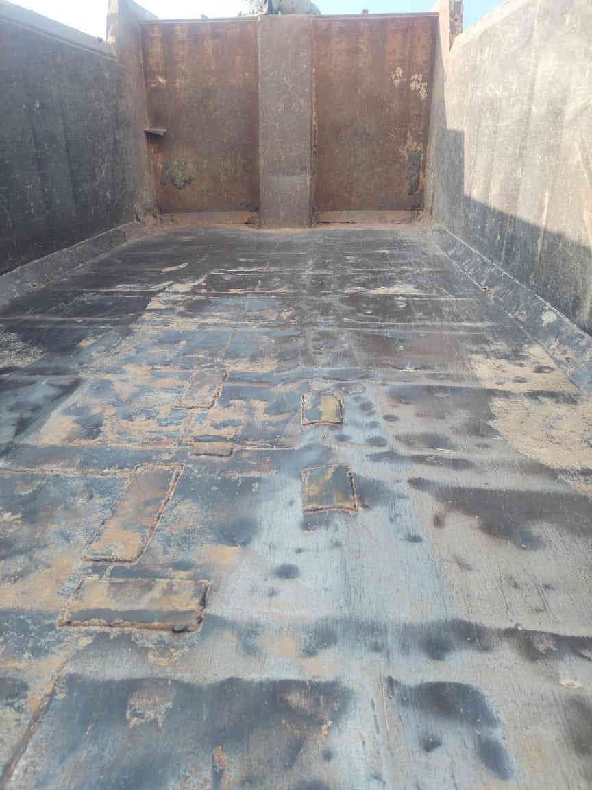 السلام عليكم  
بدي هاوزر للبيع 

طوله 5،35 

16 متر مكعب 

السعر 35$ ورقة 

***********

المكان : بعقوبة/ تقاطع القدس
