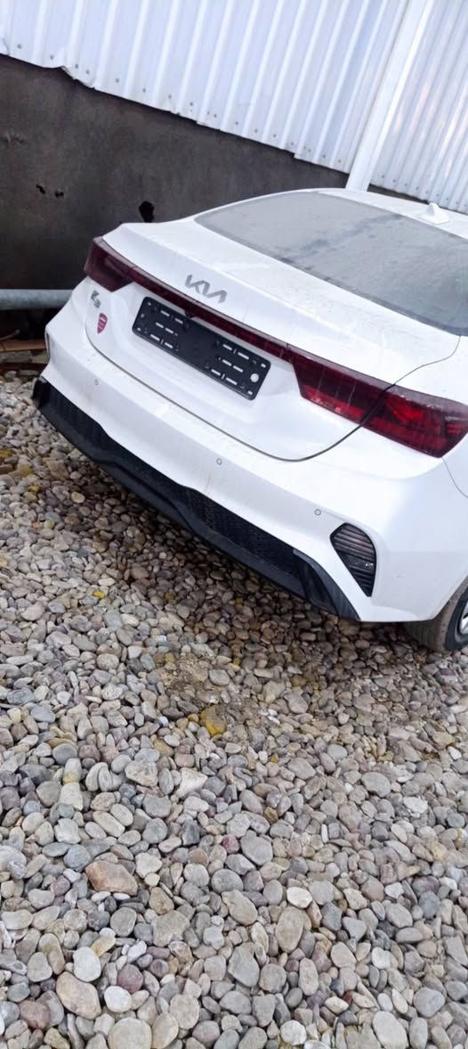 كي3 مرقم بابل بيه صبغه شويه بالجاملغ الخلفي السعر 163 مكاني بابل الحمزه الغربي ***********
