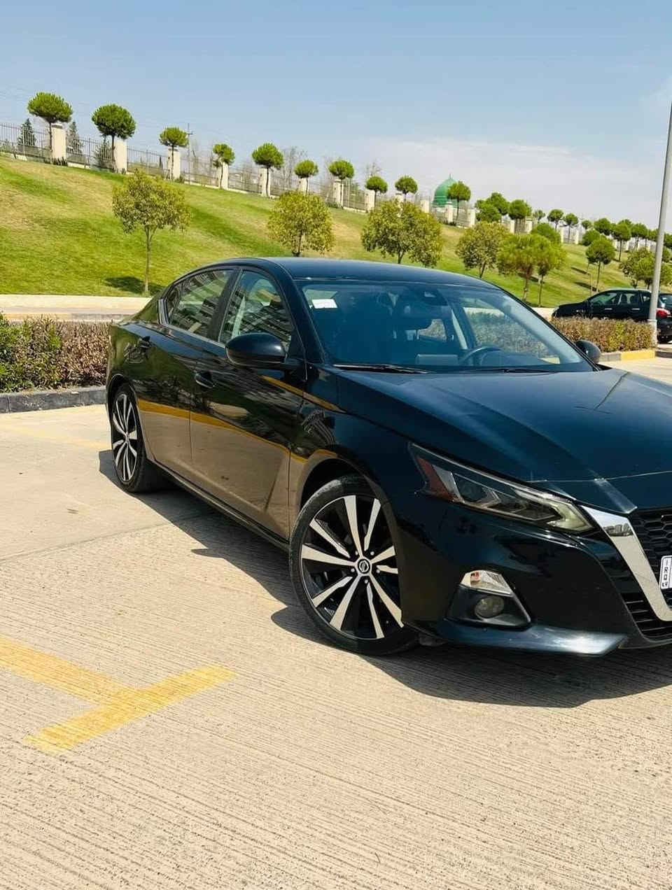 السلام عليكم 
نيسان التيما 2020
SR
بدون صبغ
ماشي 75 ألف
عنوان اربيل  
بيها كوبون بانزين كركوك
رقم شاصي وصور الحادث مرفق
سعر153 وبيه مجال 
***********
واتساب موجود
